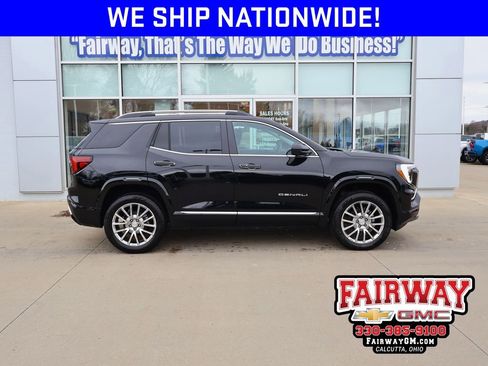 New 2026 GMC Terrain Denali w/ LPO, Floor Liner Package AWD/4WD image 1