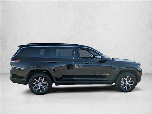 Used 2024 Jeep Grand Cherokee L Limited w/ Trailer Tow Package AWD/4WD image 4