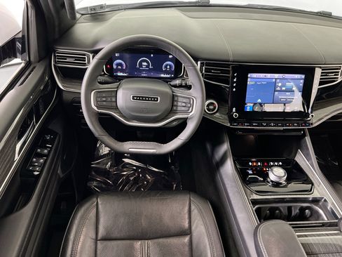 Used 2022 Jeep Wagoneer Series II image 23