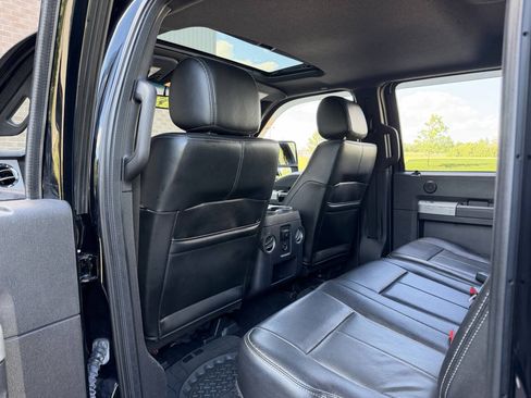 Used 2016 Ford F350 Lariat AWD/4WD image 32