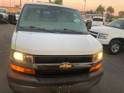 Used 2014 Chevrolet Express 3500 LT w/ LT Preferred Equipment Group image 11