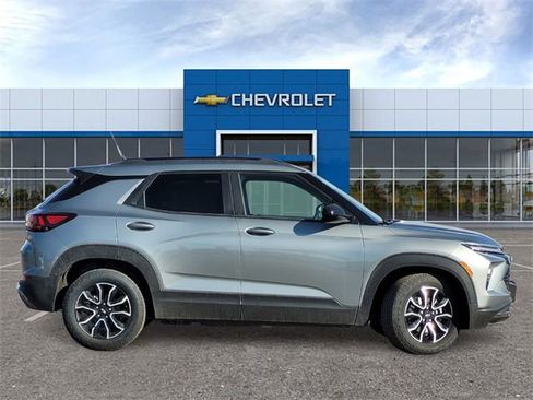 New 2026 Chevrolet TrailBlazer ACTIV w/ Convenience Package image 3