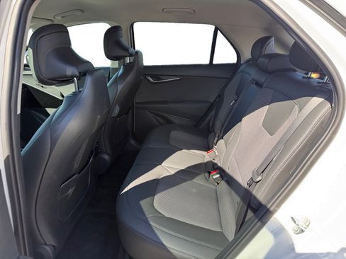 Used 2024 Kia Niro Wind FWD image 16