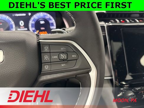 New 2025 Jeep Grand Cherokee Altitude w/ Trailer Tow Package image 25