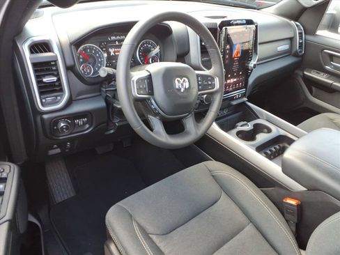 Used 2025 RAM 1500 Big Horn AWD/4WD image 19