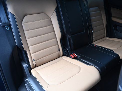 Used 2023 Volkswagen Atlas Cross Sport SEL Premium R-Line image 29