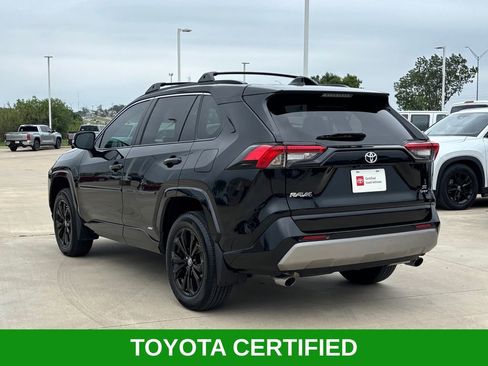 Used 2025 Toyota RAV4 SE AWD/4WD image 3