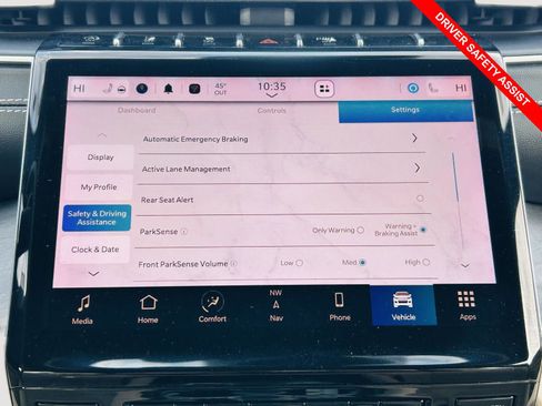 Used 2023 Jeep Grand Cherokee Limited w/ Luxury Tech Group II image 8