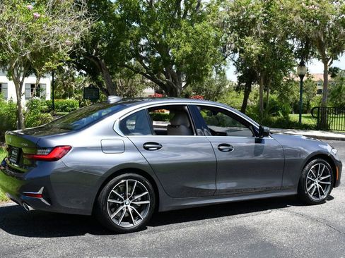 Used 2020 BMW 330i Sedan w/ Premium Package image 6