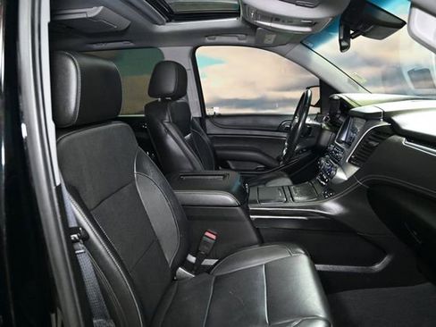 Used 2019 Chevrolet Suburban Premier AWD/4WD image 80