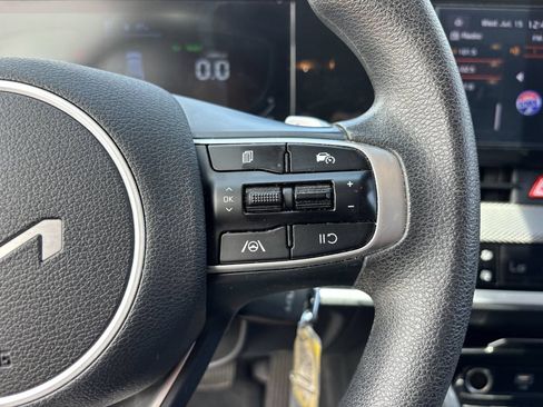 Used 2023 Kia Sportage LX AWD/4WD image 27