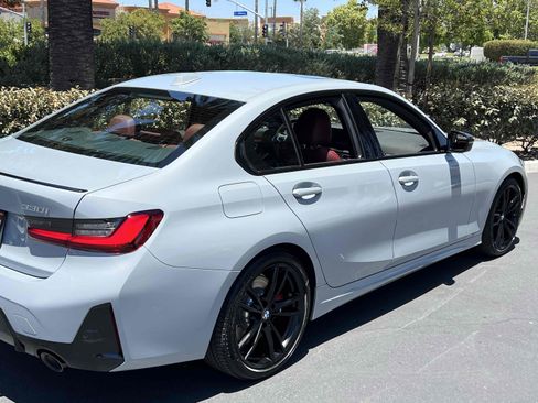 Used 2024 BMW 330i Sedan w/ M Sport Package RWD image 31