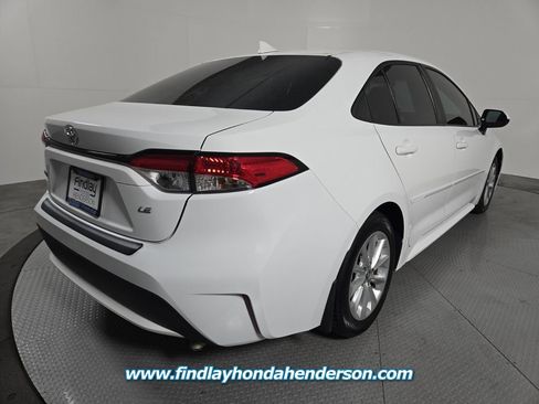 Used 2022 Toyota Corolla LE w/ LE Premium Package FWD image 6
