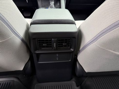 New 2026 Toyota 4Runner SR5 image 35