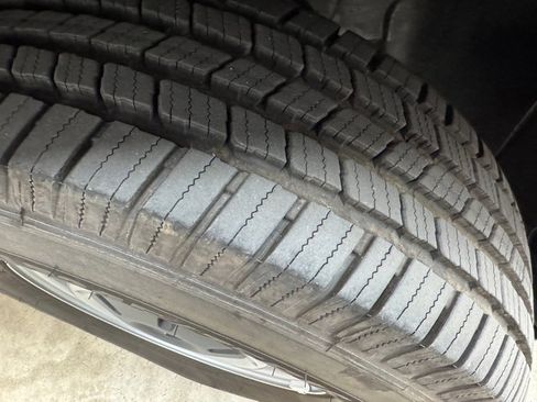 Used 2025 Mercedes-Benz Sprinter 2500 image 32