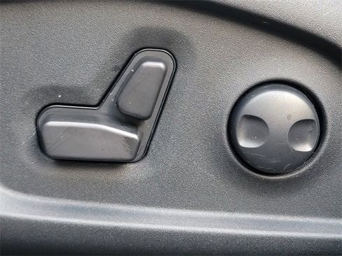 Certified 2022 Jeep Compass Limited image 4