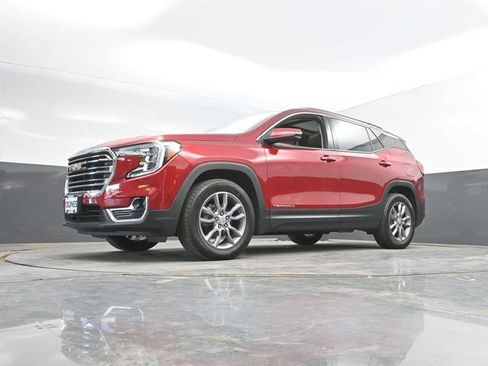 Used 2023 GMC Terrain SLT AWD/4WD image 46