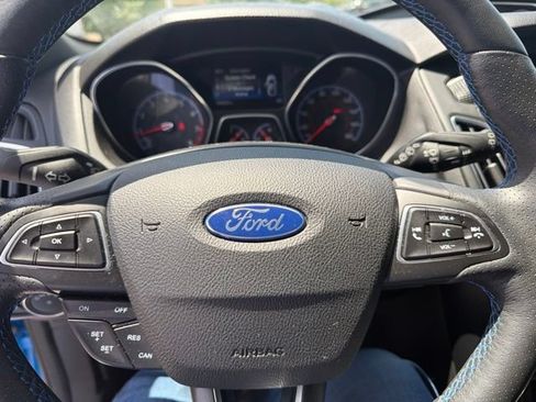 Used 2017 Ford Focus RS AWD/4WD image 23