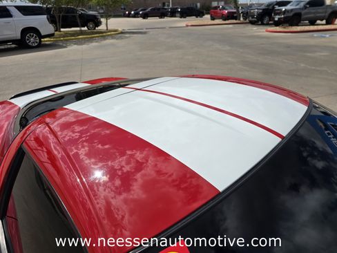 Used 2006 Chevrolet Corvette Z06 w/ Preferred Equipment Group image 12