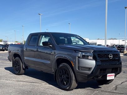 New 2027 Nissan Frontier SV w/ SV Convenience Package