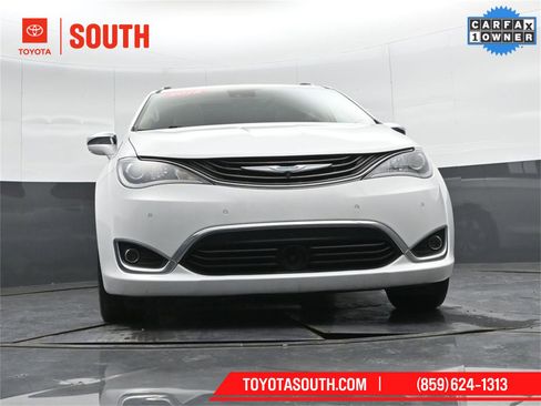Used 2018 Chrysler Pacifica Limited w/ Advanced Safetytec Group image 69