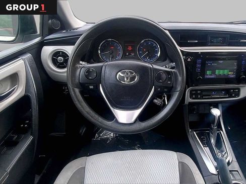 Certified 2018 Toyota Corolla LE FWD image 6