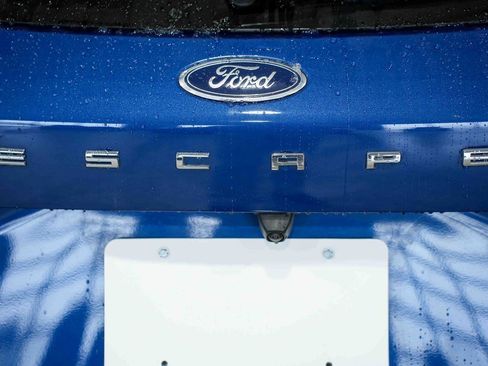 Used 2023 Ford Escape Active w/ Tech Pack #1 image 11