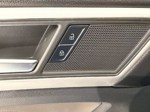 Used 2021 Volkswagen Atlas SE AWD/4WD image 48