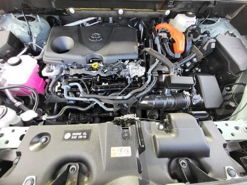 Used 2023 Toyota RAV4 XLE w/ Convenience Package AWD/4WD image 10