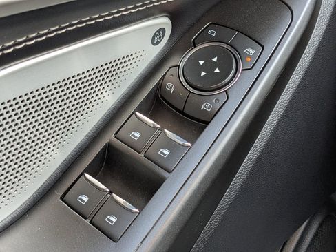 Certified 2020 Ford Explorer ST w/ Premium Technology Package image 27