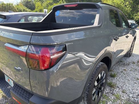Used 2025 Hyundai Santa Cruz SEL FWD image 7