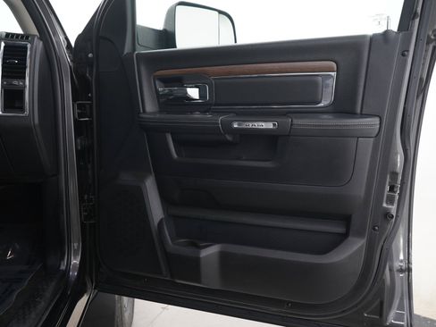 Used 2017 RAM 2500 Laramie w/ Sport Appearance Group AWD/4WD image 9