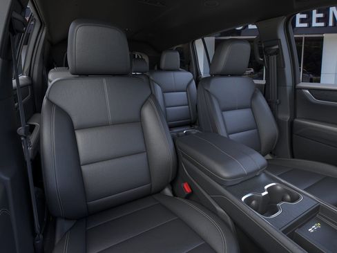 New 2026 GMC Acadia Elevation w/ Elevation Premium Package FWD image 11