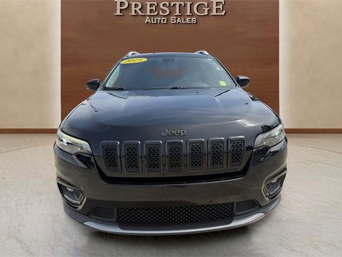Used 2019 Jeep Cherokee Limited image 28