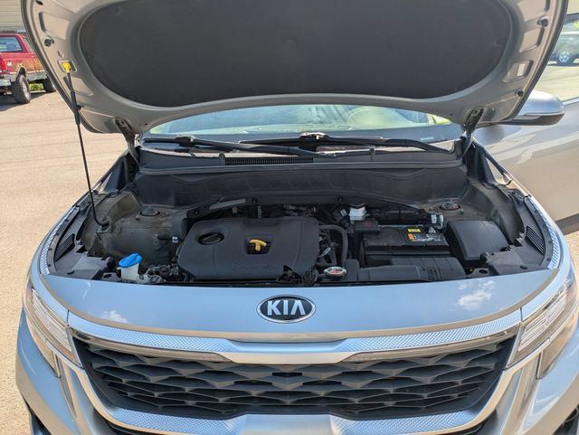 Used 2021 Kia Seltos S AWD/4WD image 23