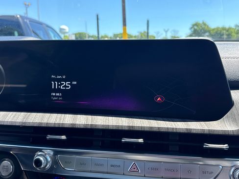 Used 2023 Kia Telluride SX Prestige AWD/4WD image 13