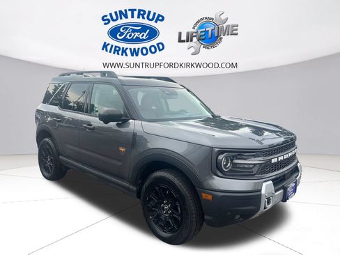 Used 2025 Ford Bronco Sport Badlands AWD/4WD image 9