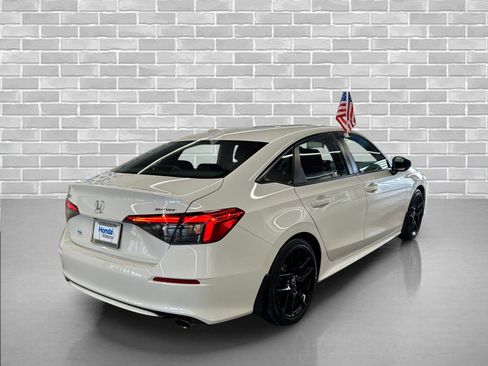 Certified 2024 Honda Civic Sport image 5