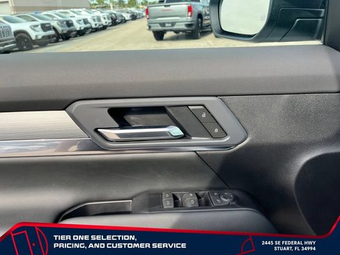 New 2027 GMC Terrain Elevation FWD image 22