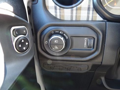 New 2026 Jeep Gladiator Sport AWD/4WD image 19