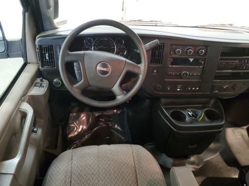 Used 2022 GMC Savana 3500 Extended w/ Driver Convenience Package image 14