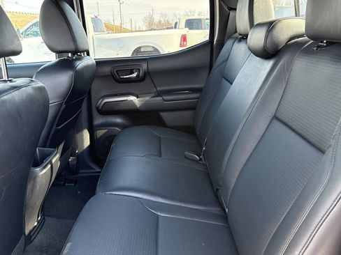 Used 2023 Toyota Tacoma Limited image 6
