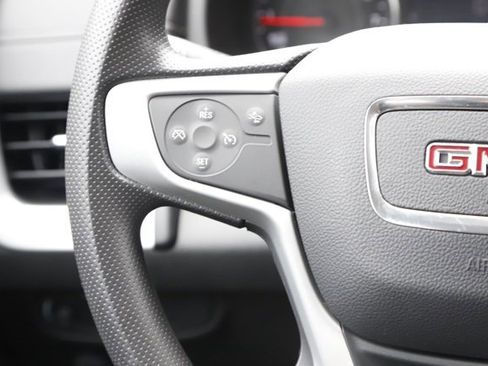 Used 2023 GMC Terrain SLE w/ Driver Convenience Package image 20