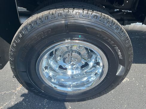Used 2024 RAM 3500 SLT w/ Quick Order Package 2YG SLT AWD/4WD image 21