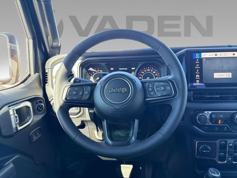 New 2026 Jeep Gladiator Sport image 13