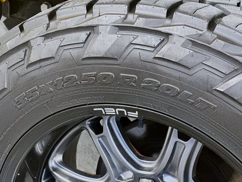 Used 2020 Jeep Wrangler Unlimited Rubicon AWD/4WD image 32
