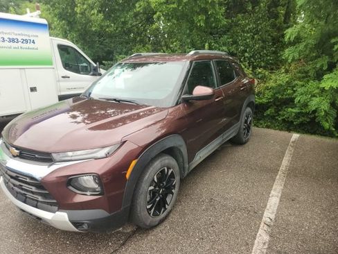 Used 2023 Chevrolet TrailBlazer LT FWD image 8