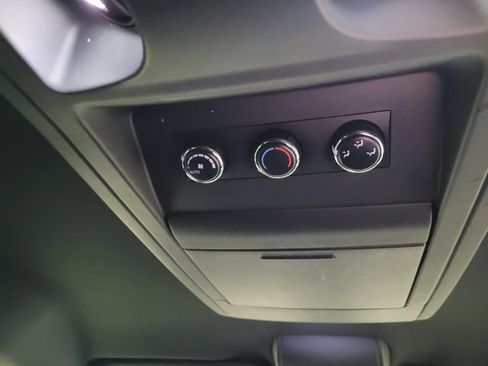 Used 2018 Dodge Grand Caravan GT image 46