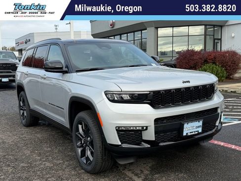 New 2025 Jeep Grand Cherokee L Limited w/ Trailer Tow Package AWD/4WD image 1