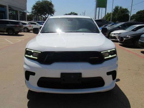 Used 2023 Dodge Durango GT image 2